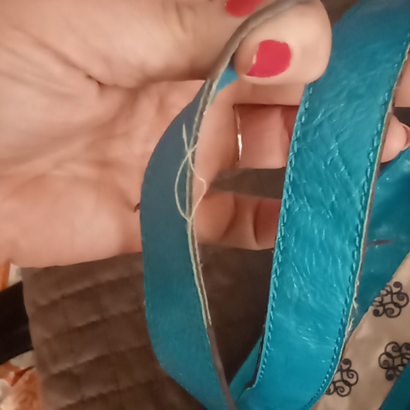 Jessica Simpson Handbag - Picture 4 of 6